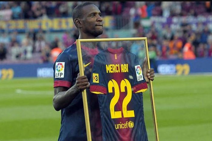 Mantan pemain Barcelona, Eric Abidal, kini menjadi direktur olahraga klub tersebut