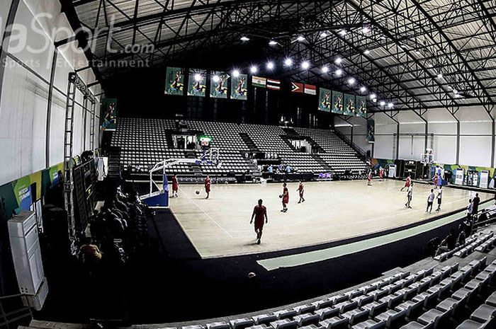 Suasana Hall A Senayan saat dipergunakan Timnas Basket Indonesia untuk menggelar sesi latihan jelang test even Asian Games 2018, Rabu (7/2/2018). Test Event akan berlangsung pada 8-12 Februari 2018.