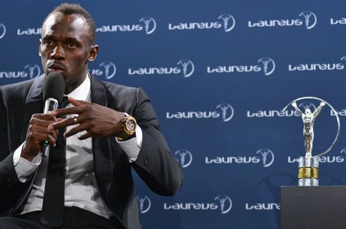 Sprinter Jamaika, Usain Bolt, berbicara pada sesi konferensi pers seusai meraih penghargaan  Sportsman of the Year pada Laureus World Sports Awards 2017 di Salle des Etoiles,Sporting Monte Carlo, Monaco, Selasa (14/2/2017).