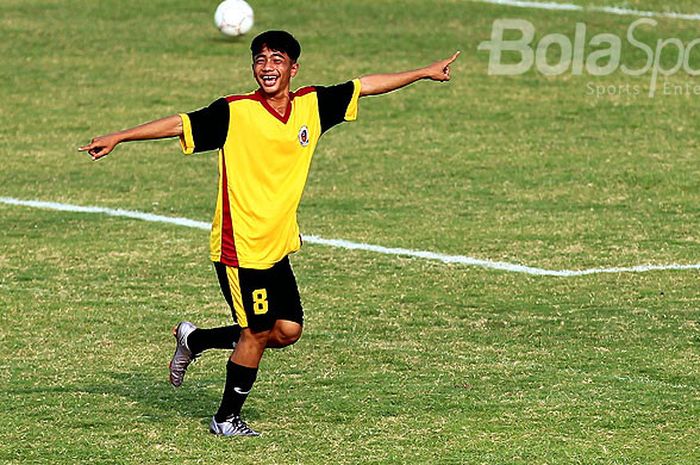 Faiq Afthoni Rahmatullah, pemain Persida Sidoarjo yang ikut memberi kontribusi saat melawan Asifa Malang dalam lanjutan Piala Suratin di Stadion Jenggolo Sidoarjo, Jawa Timur, Senin (23/07/2018) sore.