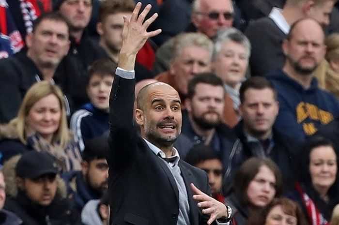 Ekspresi Manajer Manchester City, Josep Guardiola, dalam pertandingan perempat final Piala FA melawan Middlesbrough, 11 Maret 2017. 