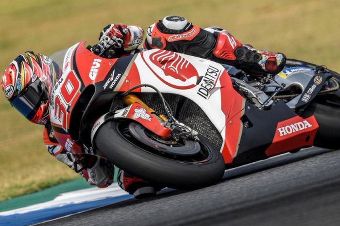 Pebalap tim LCR Honda, Takaaki Nakagami, mencetak waktu terbaik di antara pebalap rookie MotoGP lainnya pada tes pramusim di Sirkuit Buriram, Thailand, (18/2/2018).