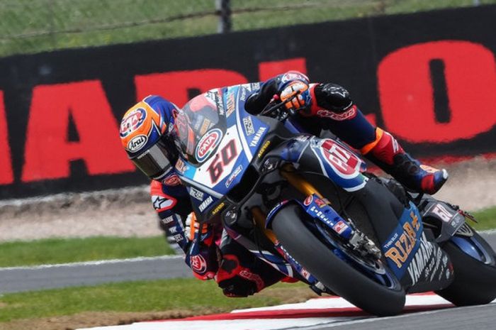 Pebalap Pata Yamaha, Michael van der Mark, memenangi balapan satu World Superbike Inggris yang digelar di Donington Park, Inggris, Sabtu (26/5/2018).