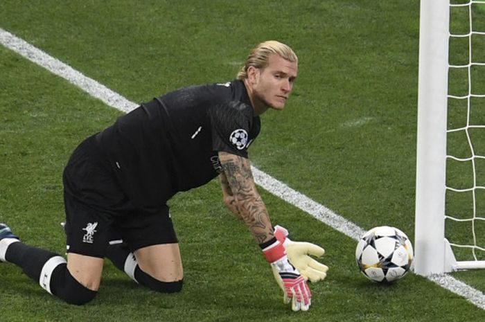   Ekspresi kiper Liverpool FC, Loris Karius, dalam laga final Liga Champions kontra Real Madrid di Stadion NSC Olimpiyskiy, Kiev, Ukraina pada 26 Mei 2018.  