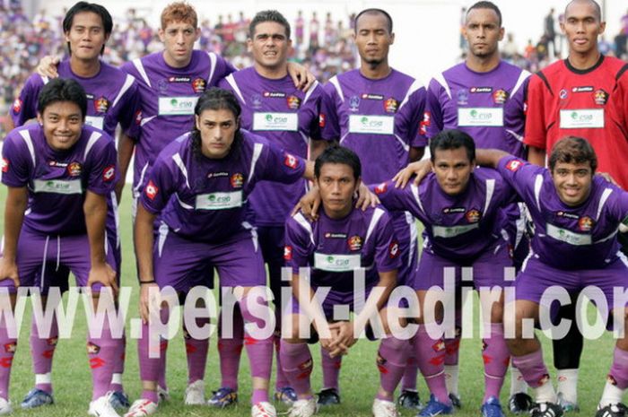 Skuat Persik Kediri pada ajang ISL 2008.