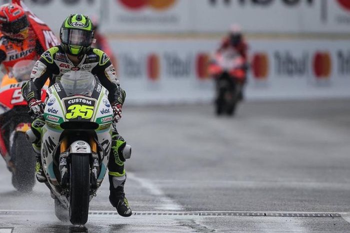 Pebalap tim LCR Honda, Cal Crutchlow, memutari Sirkuit Misano, San Marino setelah finis di posisi ke-13 pada balapan yang berlangsung pada hari Minggu (10/9/2017).