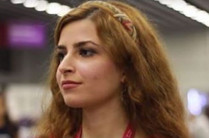 Dorsa Derakhshani, pecatur wanita Iran yang menyandang gelar Women Grand Master 2016. 