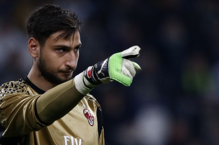 Reaksi kiper AC Milan, Gianluigi Donnarumma, dalam laga Liga Italia kontra Juventus di Juventus Stadium, Turin, pada 10 Maret 2017.