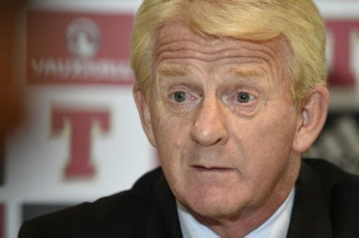 Pelatih Skotlandia, Gordon Strachan berbicara dalam konferensi pers di Stadion Hampden Park, Glasgow setelah pertandingan lanjutan kualifikasi Piala Dunia 2018 Grup F melawan Inggris, Sabtu (10/6/2017). 