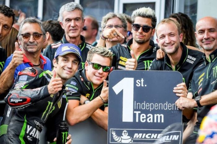 Johann Zarco dan para krunya.