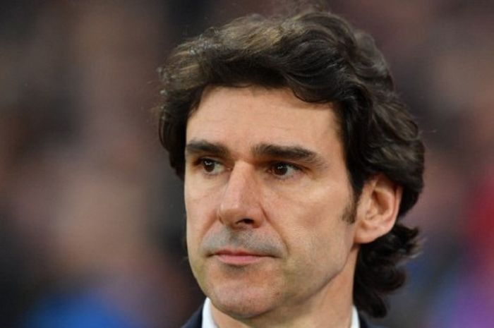 Pelatih asal Spanyol, Aitor Karanka, saat mendampingi Middlesbrough pada laga Premier League melawan Crystal Palace, di Stadion Selhurst Park, London, Inggris, 25 Februari 2017.