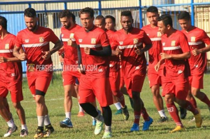 Suasana Latihan Persiba Balikpapan