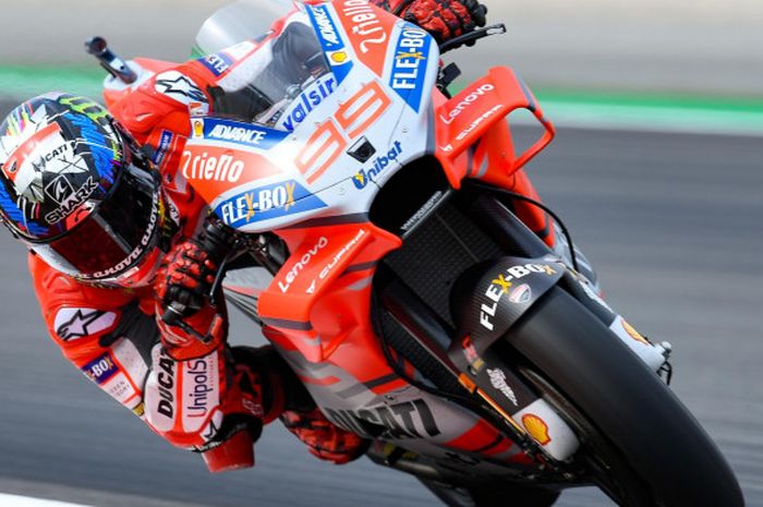 Pebalap Ducati, Jorge Lorenzo, tampil meyakinkan dan menjadi pebalap tercepat dalam latihan bebas MotoGP Catalunya di Sirkuit Catalunya, Barcelona, Spanyol, Jumat (15/6/2018).