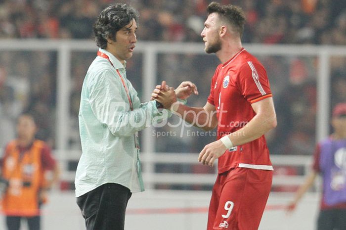  Stefano Cugurra (kiri) dan Marko Simic saat laga Persija Jakarta kontra Tampines Rovers dalam ajang Piala AFC 2018.