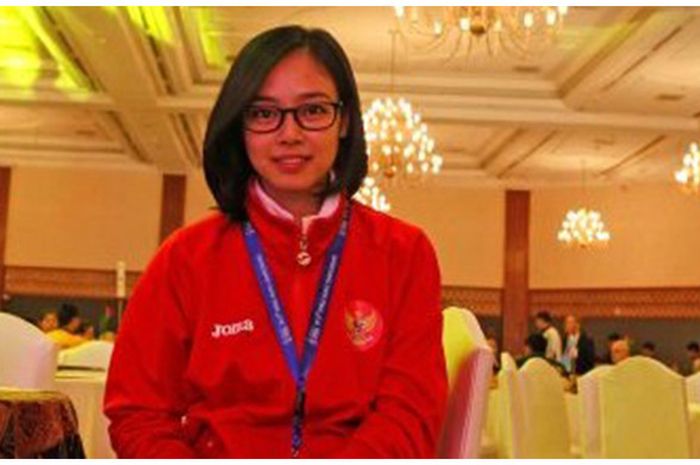 Lindswell Kwok, pewushu putri Indonesia usai meraih dua emas di Kejuaraan Dunia Wushu 2015 yang digelar di Istora Senayan, Jakarta, (14-18/112015).