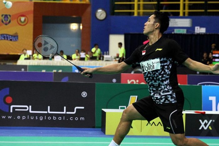 Pebulu tangkis tunggal putra Indonesia, Jonatan Christie, tampil pada partai pertama melawan Filipina pada Kejuaraan Asia Beregu 2018 yang berlangsung di Stadium Sultan Abdul Halim, Rabu (7/2/2018).