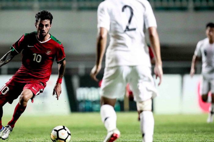 Stefano Lilipaly dalam laga uji coba kontra Korea Selatan di Stadion Pakansari, Bogor, Sabtu (23/6/2018).