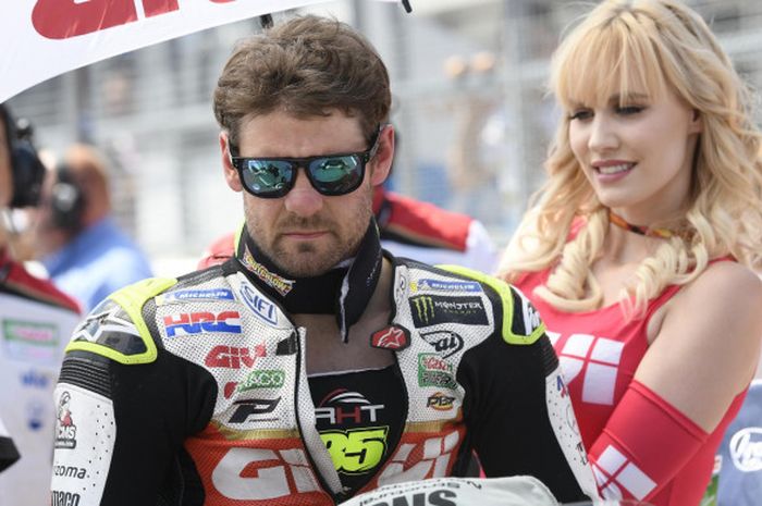 Cal Crutchlow saat bersiap menjalani balapan MotoGP Jerman di Sirkuit Sachsenring, Jerman, Minggu (1