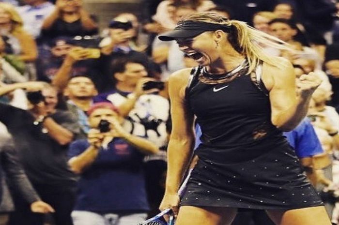 Maria Sharapova mengenakan busana tanding spesial saat mengikuti gelaran US Open 2017.