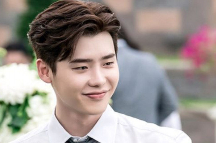 Lee Jong Suk, Aktor Korea Selatan