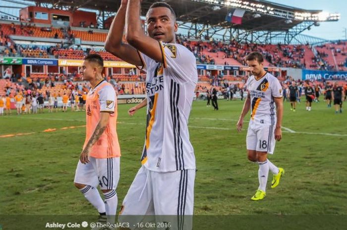 Bek asal Inggris, Ashley Cole, saat membela Los Angeles Galaxy.