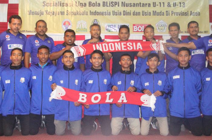 Sebagian dari 50  pemain yang masuk seleksi untuk berlaga di Turnamen Pelajar U-15 Manado tahun depan.