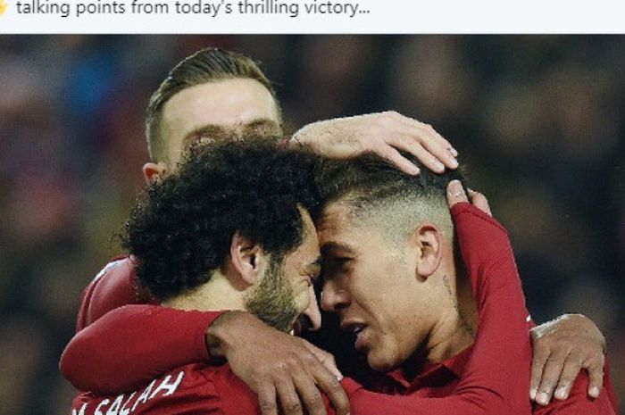 Penyerang Liverpool FC, Mohamed Salah (kiri), melakukan selebrasi bersama Roberto Firmino dalam laga Liga Inggris melawan Arsenal di Stadion Anfield, Liverpool pada 29 Desember 2018.