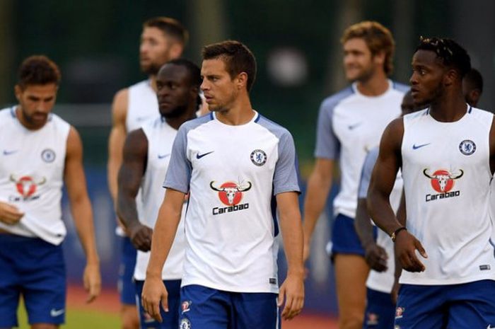 Para pemain Chelsea menjalani latihan di Singapura, 26 Juli 2017.