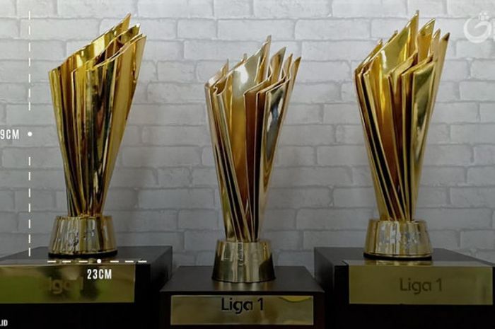 PT LIB menyiapkan 3 trofi untuk mengantisipasi juara Liga 1 2018.