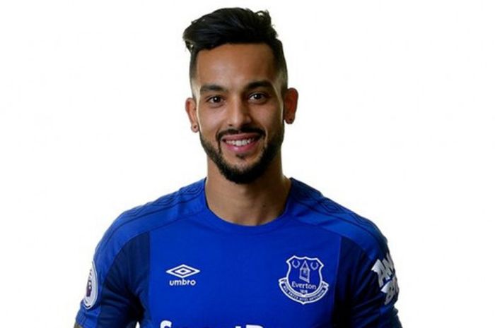 Theo Walcott resmi hijrah dari Arsenal ke Everton, Rabu (17/1/2018) waktu setempat.