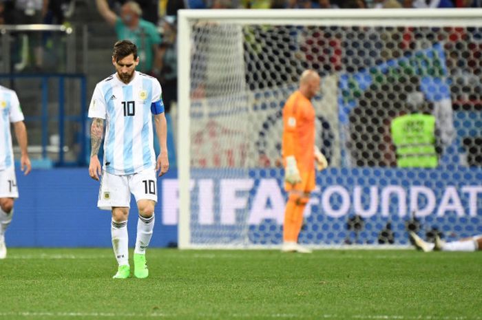   Reaksi Lionel Messi dan pemain-pemain Timnas Argentina setelah kalah 0-3 dari Kroasia di laga Grup D Piala Dunia 2018, 21 Juni 2018 di Nizhny Novgorod.  