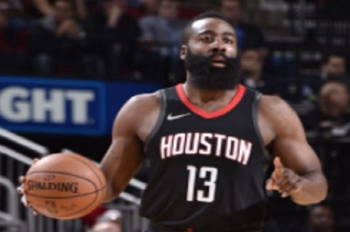 James Harden saat membela Houston Rockets dalam laga lanjutan NBA 2017-2018, Jumat (22/12/2017) waktu Amerika Serikat.