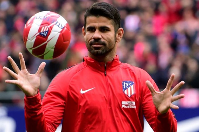 Diego Costa dalam sesi latihan saat diperkenalkan sebagai pemain Atletico Madrid di Wanda Metropolitano Stadium, 31 Desember 2017.