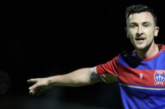 Striker Newcastle Jets, Roy O'Donovan.