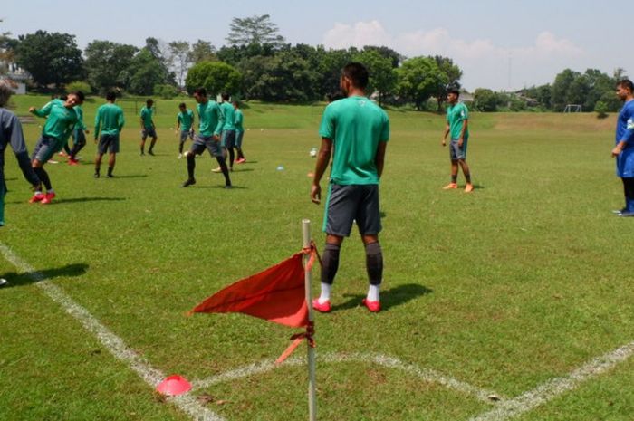 Suasana latihan tim nasional di di  Lapangan Jagorawi Golf & Country Club, Selasa (1/5/2018).