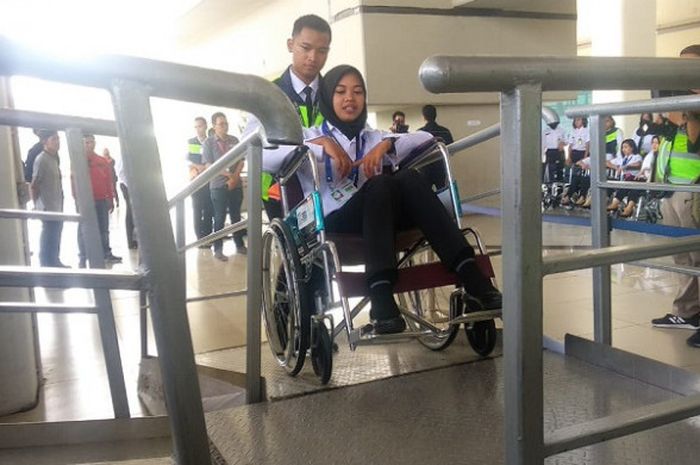 Simulasi untuk Asian Para Games 2018 dilakukan di Bandara Soekarno-Hatta, Tangerang, Banten, Selasa (25/9/2018).