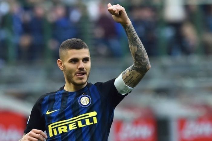 Kapten Inter Milan, Mauro Icardi, beraksi dalam laga Serie A kontra Atalanta di Stadion Giuseppe Meazza, Milan, Italia, pada 12 Maret 2017.