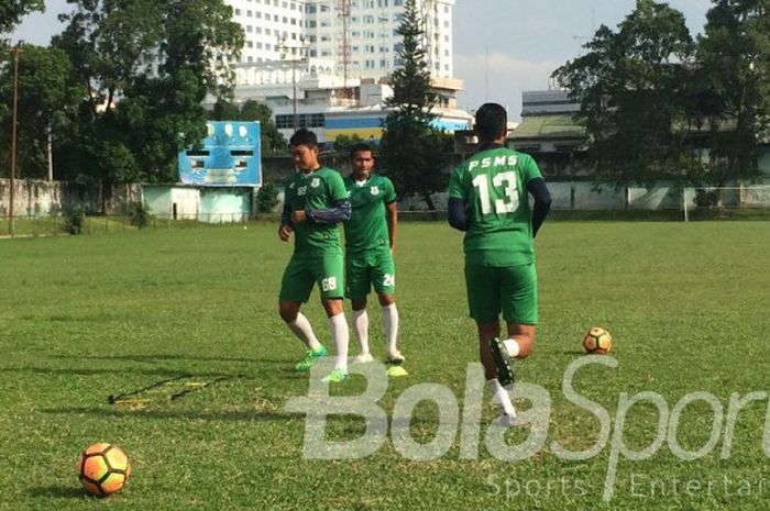 Suasana latihan PSMS Medan.