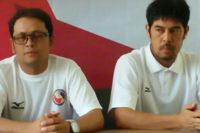 Duet Manajer Win Bernardino dan pelatih Nilmaizar akan kerja sama untuk Semen Padang pada ISL 2017. 