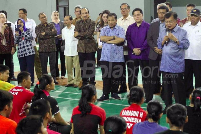 kunjungan kerja Wakil Presiden RI, Jusuf Kalla yang juga Ketua Dewan Pengarah Asian GAmes 2018 ke pemusatan latihan atlet-atlet nasional, Rabu (3/10/2017).