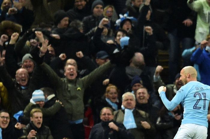  Gelandang Manchester City, David Silva, merayakan gol yang dia cetak ke gawang Arsenal dalam laga final Piala Liga Inggris di Stadion Wembley, London, pada 25 Februari 2018. 