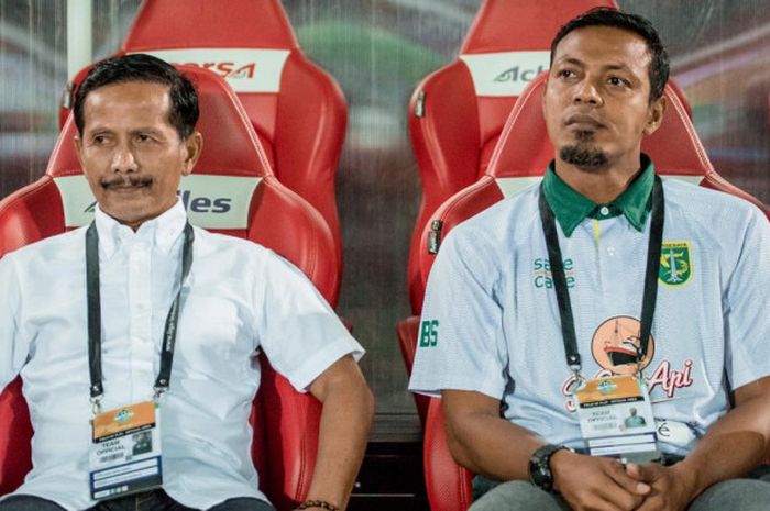 Pelatih Persebaya, Djadjang Nurdjaman (kiri) dan Asisten Pelatih, Bejo Sugiantoro.