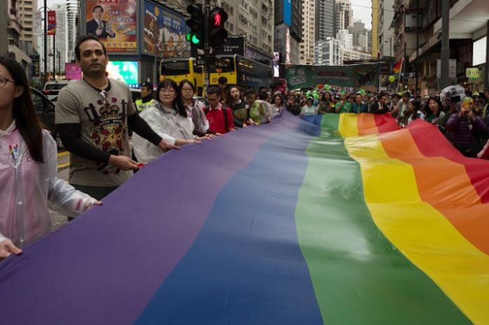 Parade ketika Hong Kong menjadi tuan rumah Gay Games 2022, 31 Oktober 2016.