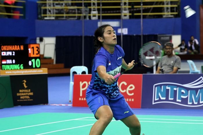 Pebulu tangkis tunggal putri nasional Indonesia, Gregoria Mariska Tunjung, saat melakoni pertandingan melawan Nozomi Okuhara (Jepang) pada partai ketiga laga semifinal Kejuaraan Beregu Asia 2018 yang berlangsung di Stadium Sultan Abdul Halim, Alor Setar, Kedah, Malaysia, Sabtu (10/2/2018).