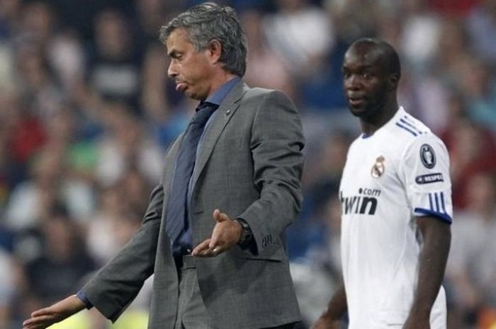 Lassana Diarra (kanan) saat masih di bawah asuhan Jose Mourinho di Real Madrid. 