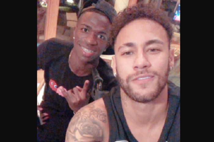 Neymar Jr bersama wonderkid Brasil asal Flamengo, Vinicius Jr