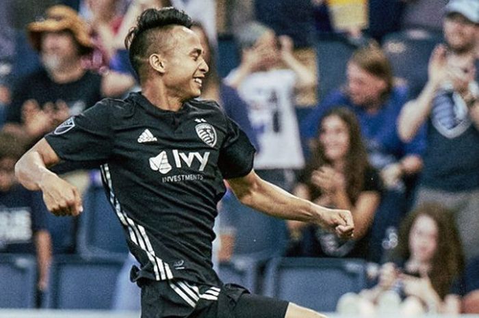 Selebrasi Wan Kuzain Wan Kamal seusai mencetak gol ke gawang Minnesota United saat masih membela Sporting KC.