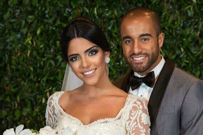 Larissa Saad (kiri) dan Lucas Moura