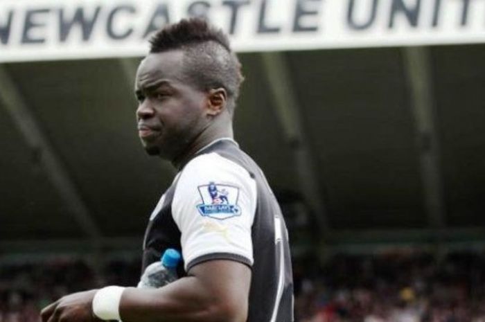 Pemain Newcastle United, Cheick Tiote. 