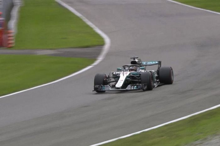 Lewis Hamilton saat balapan GP Italia di Sirkuit Monza, Italia, Minggu (2/9/2018).